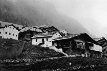 Group of houses at historical Rescion farm site in Überwasser around 1910.
